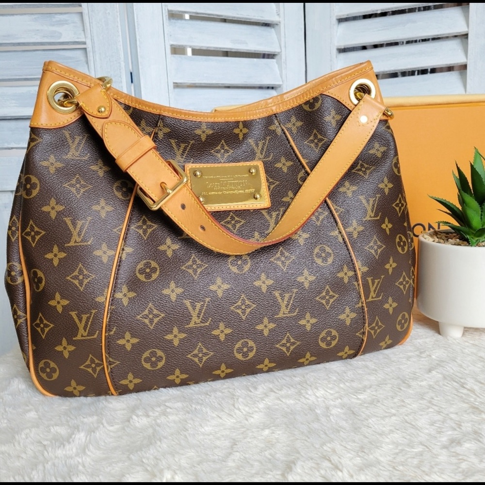 Authentic LV Hobo Monogram Galliera PM - DISCONTINUED
